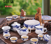 瓷都匠心，美妝雅韻 景德鎮(zhèn)玲瓏茶杯與精選化妝品推薦